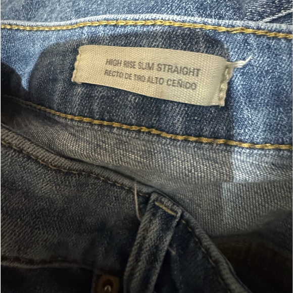 Universal Thread High Rise Slim Straight Jeans - size 12/31 Short - Picture 4 of 4